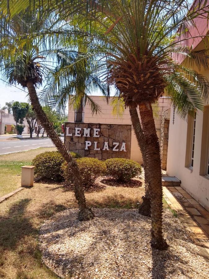 Leme Plaza Hotel エクステリア 写真