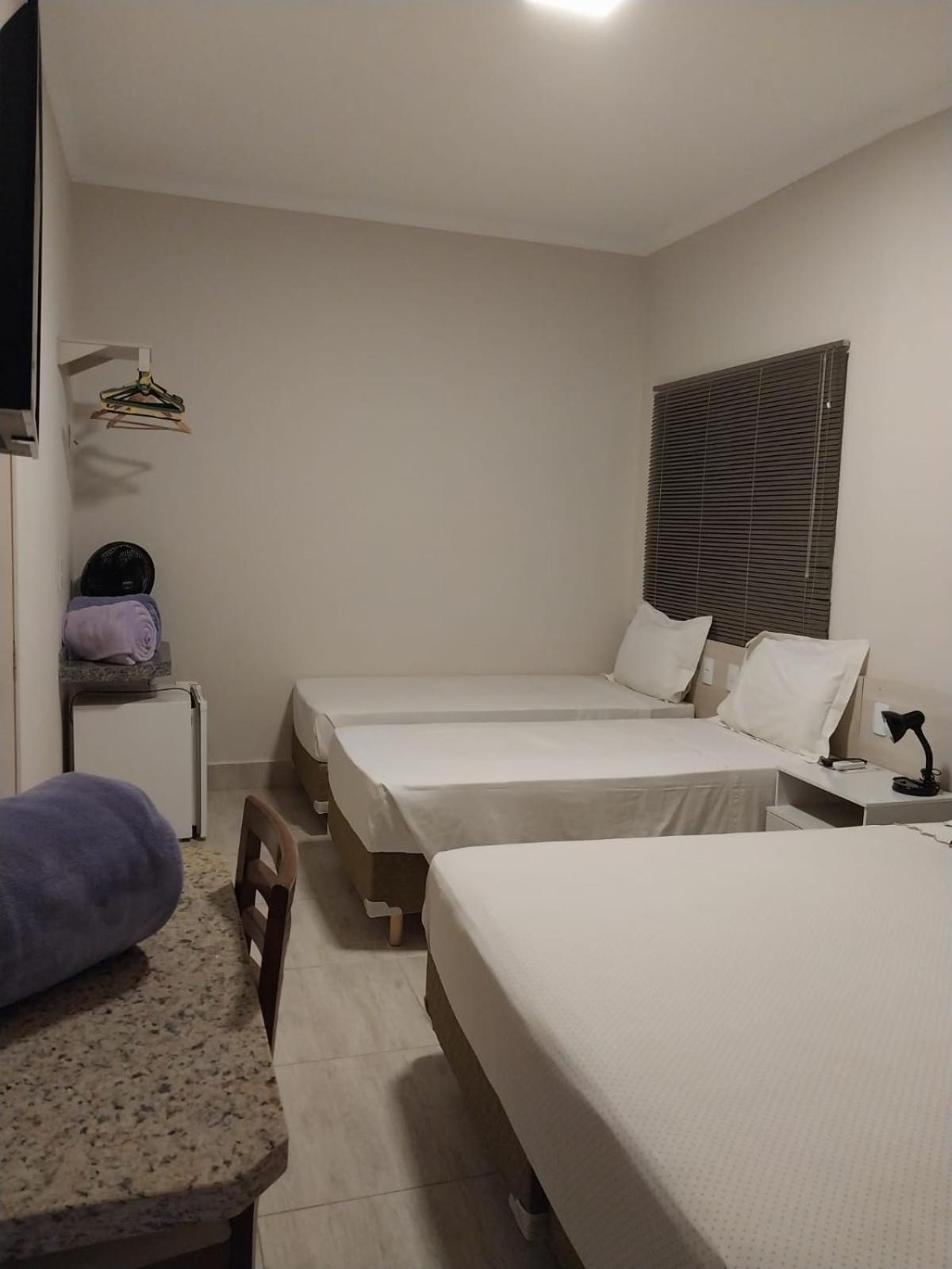 Leme Plaza Hotel エクステリア 写真