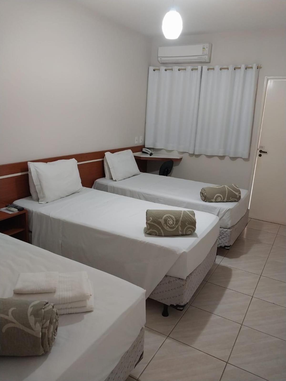 Leme Plaza Hotel エクステリア 写真